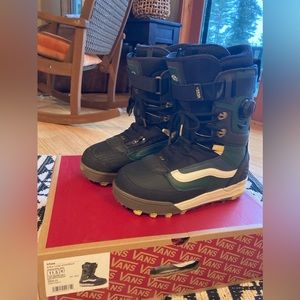 Men’s Vans Infuse Snowboard Boots, Arthur Longo Green/Black
